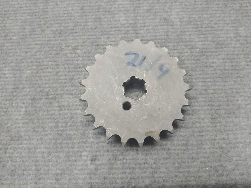 Kettenrad A/ Getriebe 21Z 