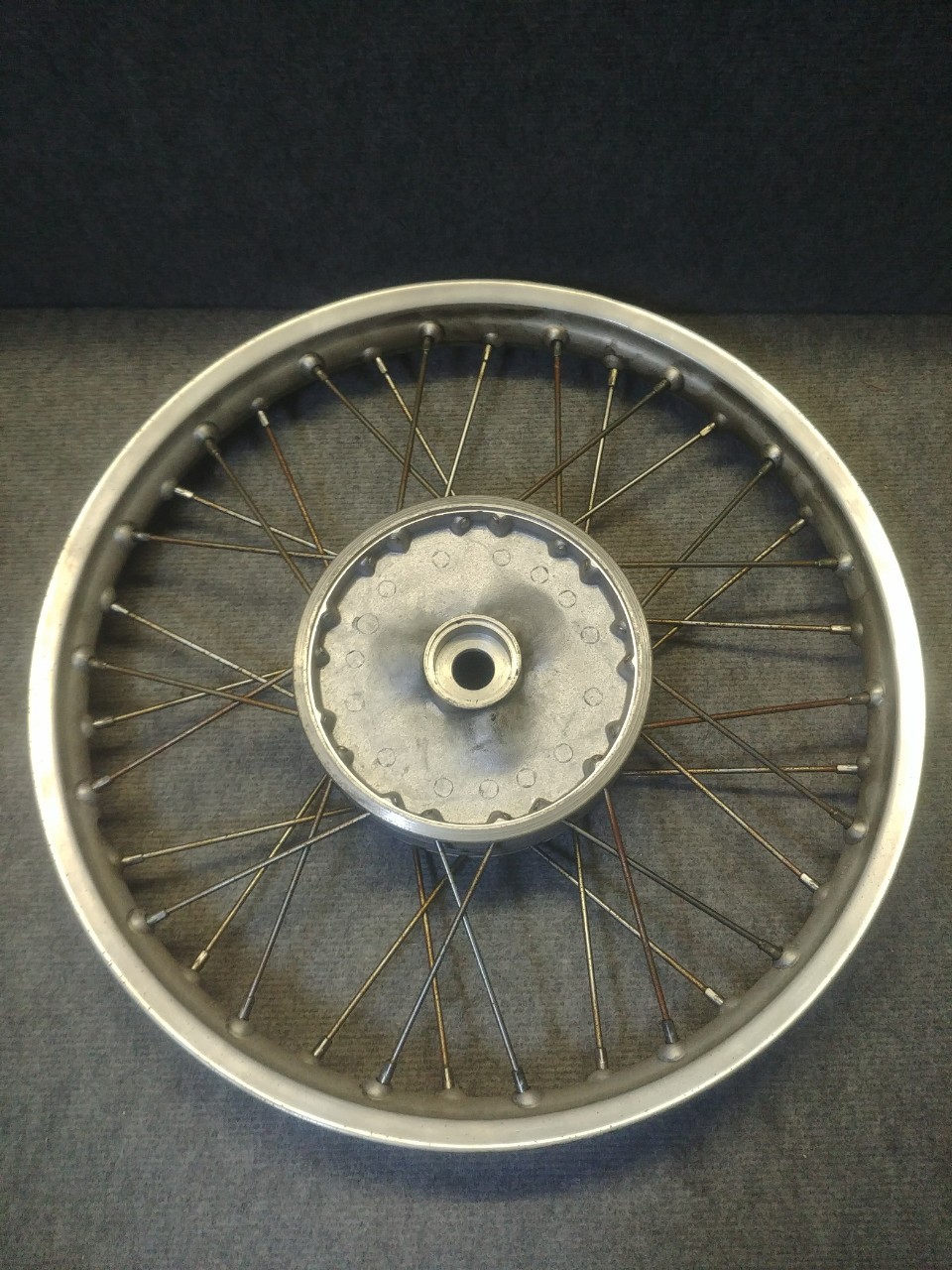 Vorderradkörper Roh mit Alu-Felge