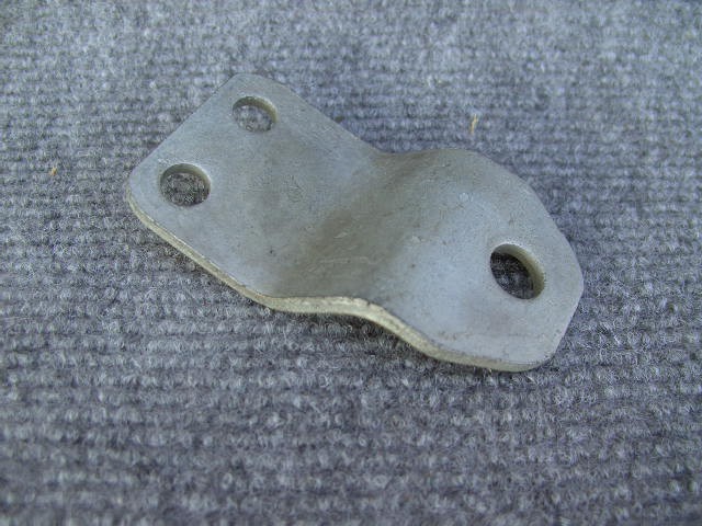 Halteblech für Auspuff