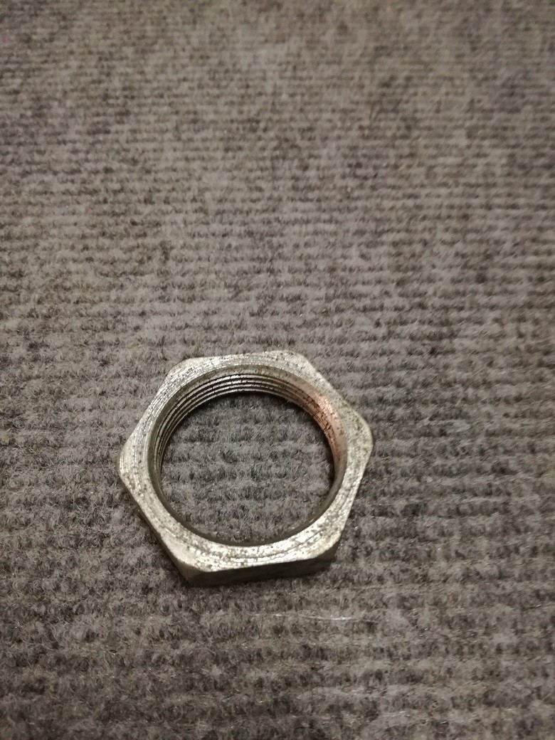 Mutter fur Steuerrohr M.30 x 1.5