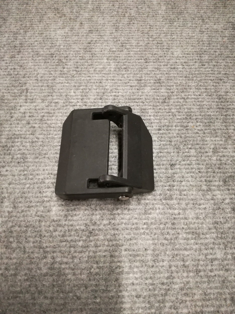 Spannverschluss - Pneumantkoffer