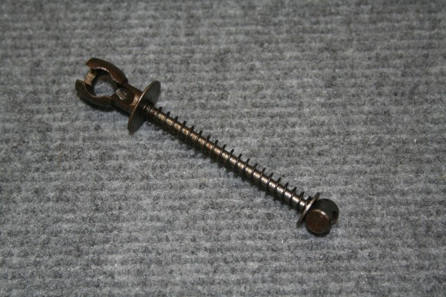 Verbindungsstück mit Zugspindel